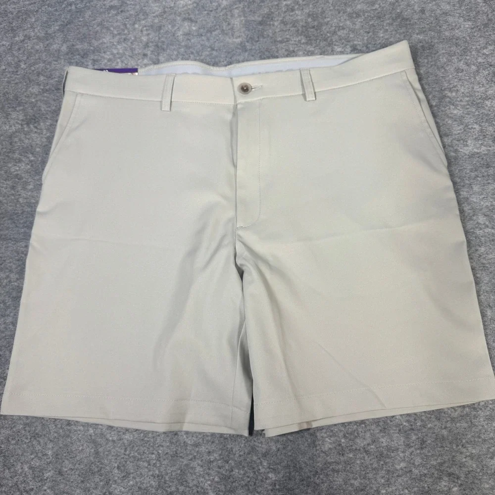 Haggar Performance Shorts Mens 40 Khaki Stretch Moisture Wicking 8.5 Inseam NWT